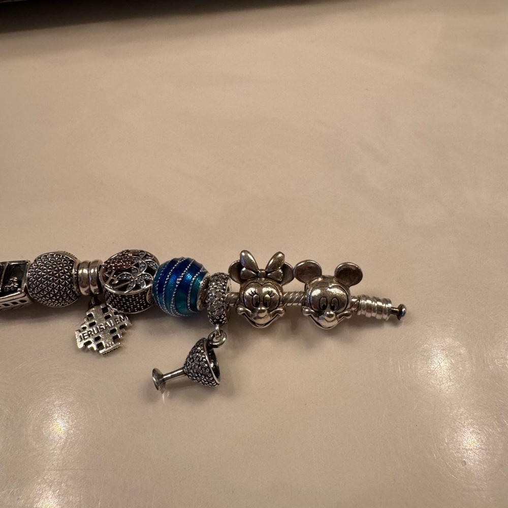 Pandora Mickey and Minnie - Picture 3 of 4